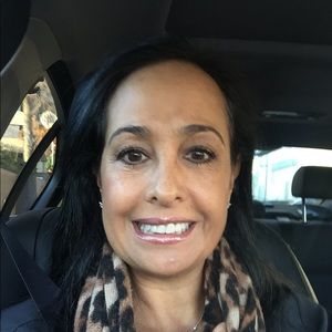 Meet your Posher, Claudia